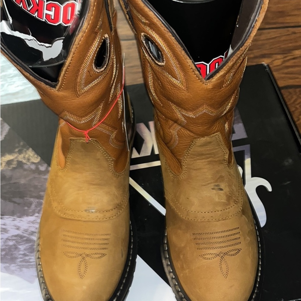 Men’s work boots